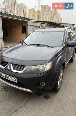Позашляховик / Кросовер Mitsubishi Outlander 2008 в Києві