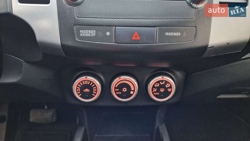 Внедорожник / Кроссовер Mitsubishi Outlander 2007 в Кременчуге