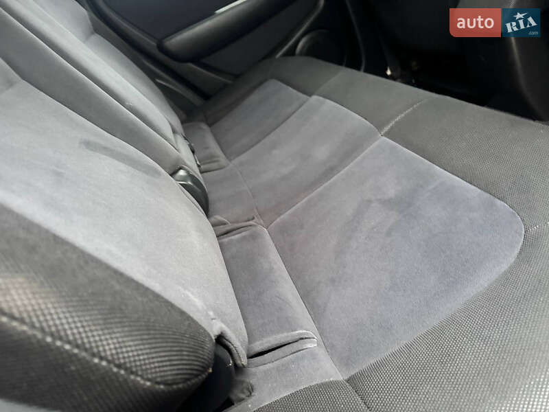 Позашляховик / Кросовер Mitsubishi Outlander 2006 в Охтирці