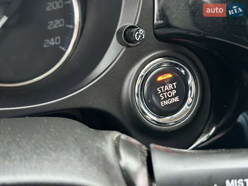 Внедорожник / Кроссовер Mitsubishi Outlander 2013 в Вараше фото 31 Внедорожник / Кроссовер Mitsubishi Outlander 2013 в Вараше