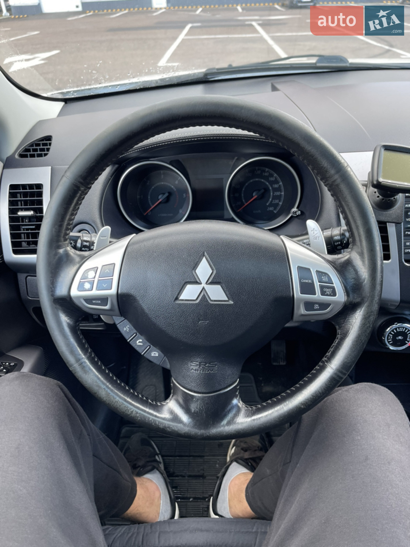 2010 Mitsubishi Outlander - мініатюра 29
