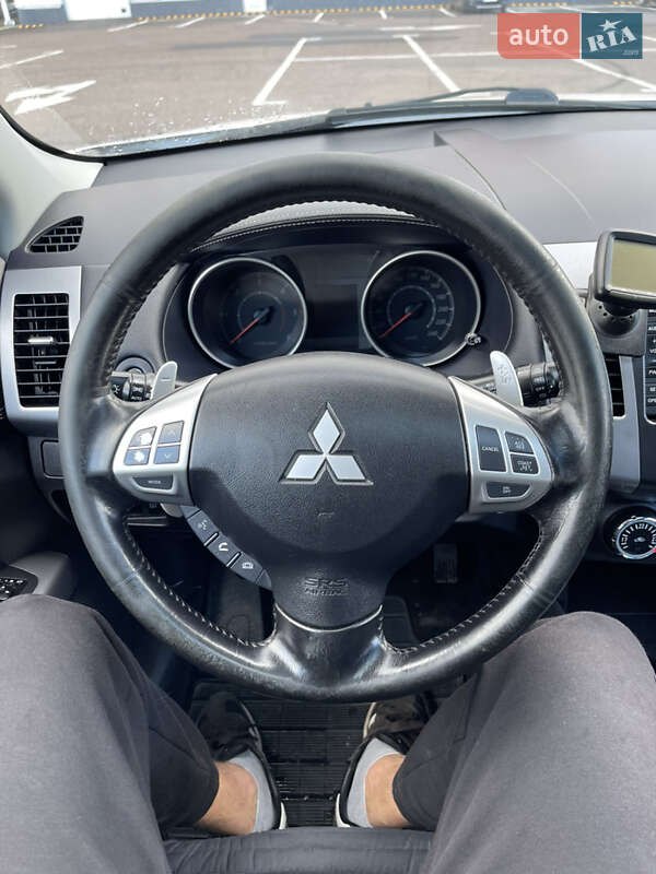 Позашляховик / Кросовер Mitsubishi Outlander 2010 в Рівному фото 29 Позашляховик / Кросовер Mitsubishi Outlander 2010 в Рівному