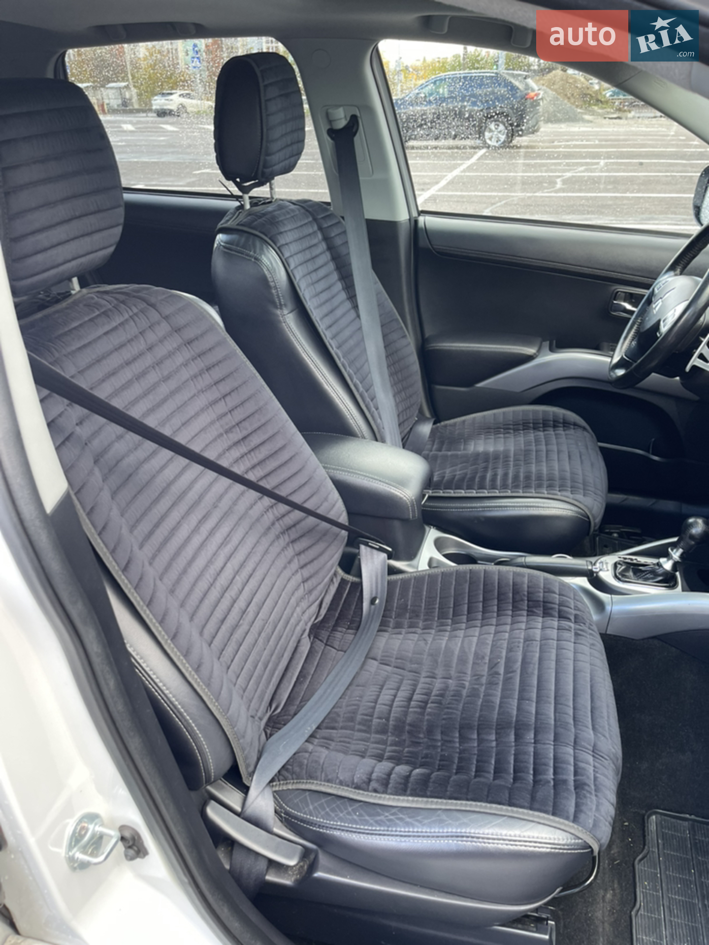 2010 Mitsubishi Outlander - мініатюра 36