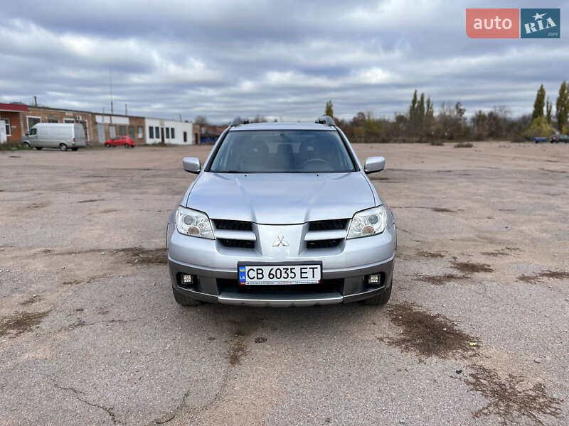 Внедорожник / Кроссовер Mitsubishi Outlander 2006 в Прилуках фото 2 Внедорожник / Кроссовер Mitsubishi Outlander 2006 в Прилуках