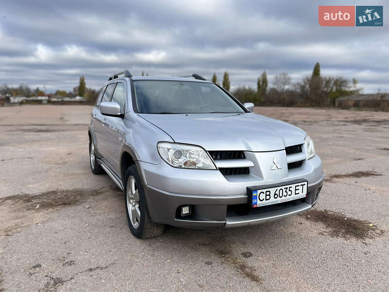 Внедорожник / Кроссовер Mitsubishi Outlander 2006 в Прилуках фото 10 Внедорожник / Кроссовер Mitsubishi Outlander 2006 в Прилуках