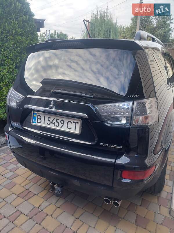 Внедорожник / Кроссовер Mitsubishi Outlander 2011 в Кременчуге фото 3 Внедорожник / Кроссовер Mitsubishi Outlander 2011 в Кременчуге