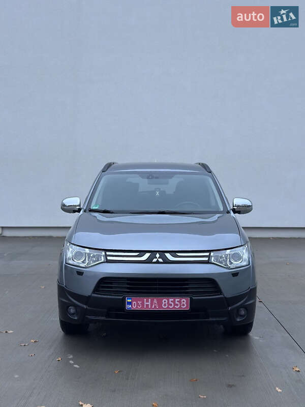Позашляховик / Кросовер Mitsubishi Outlander 2013 в Луцьку
