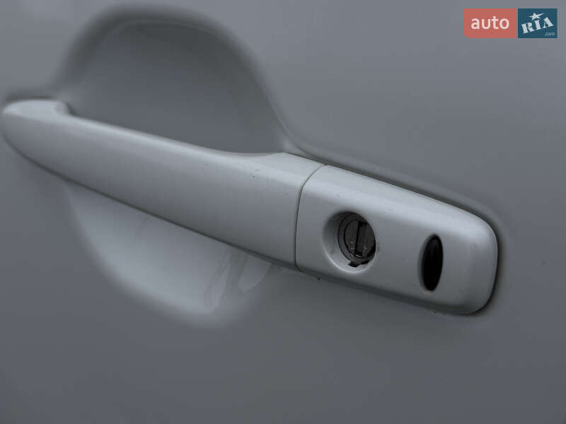 Позашляховик / Кросовер Mitsubishi Outlander 2019 в Запоріжжі