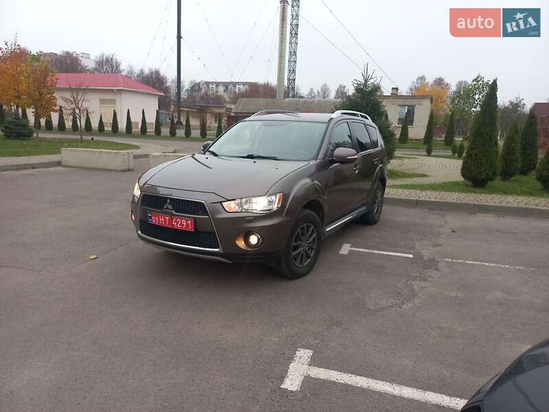 Позашляховик / Кросовер Mitsubishi Outlander 2010 в Луцьку фото 9 Позашляховик / Кросовер Mitsubishi Outlander 2010 в Луцьку