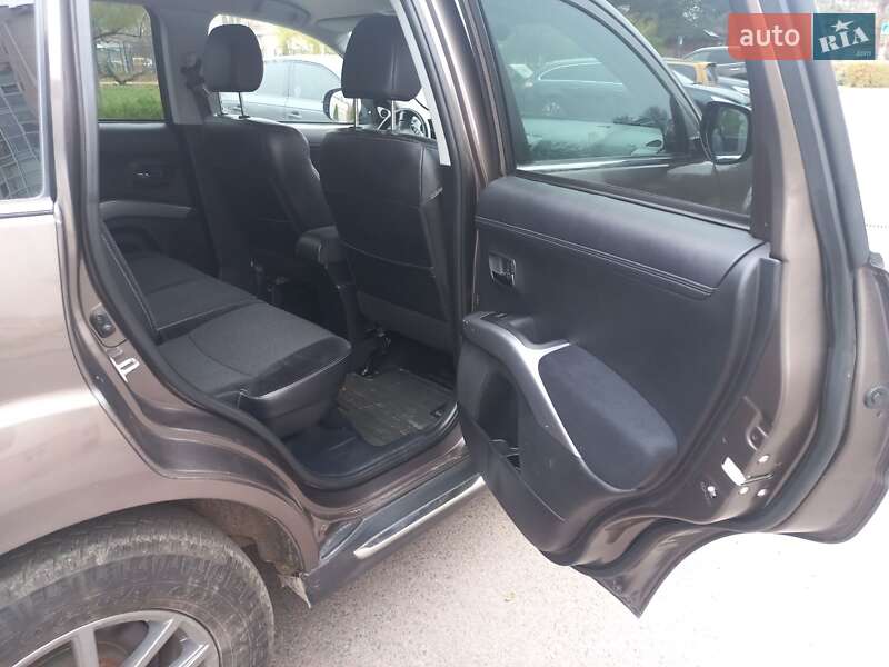 Позашляховик / Кросовер Mitsubishi Outlander 2010 в Луцьку фото 14 Позашляховик / Кросовер Mitsubishi Outlander 2010 в Луцьку
