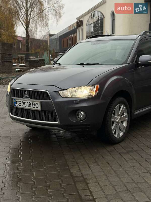 Позашляховик / Кросовер Mitsubishi Outlander 2012 в Чернівцях