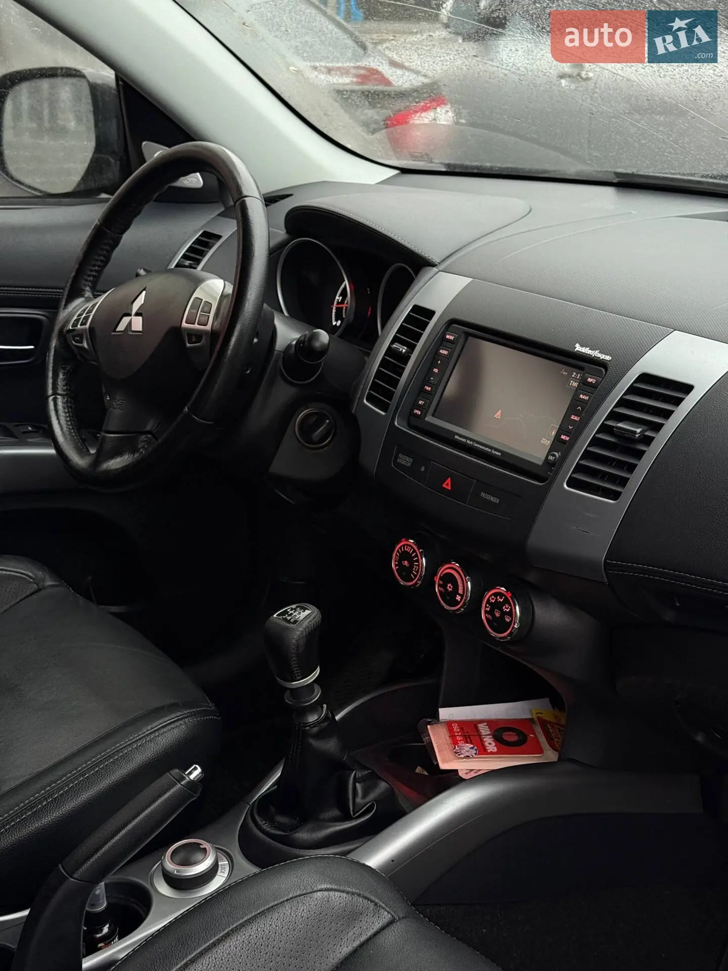 2012 Mitsubishi Outlander - мініатюра 11