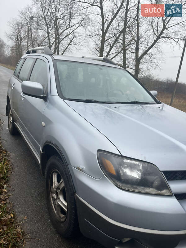 Внедорожник / Кроссовер Mitsubishi Outlander 2004 в Виннице