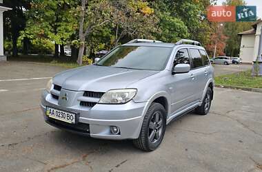 Внедорожник / Кроссовер Mitsubishi Outlander 2008 в Киеве