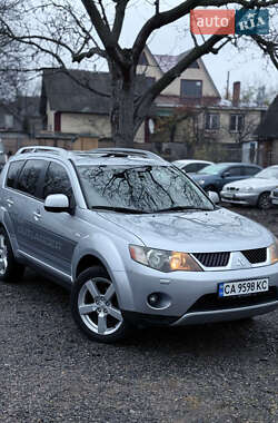 Внедорожник / Кроссовер Mitsubishi Outlander 2008 в Смеле
