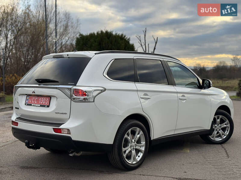Внедорожник / Кроссовер Mitsubishi Outlander 2014 в Трускавце