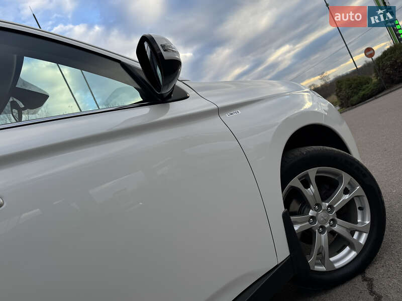 Внедорожник / Кроссовер Mitsubishi Outlander 2014 в Трускавце