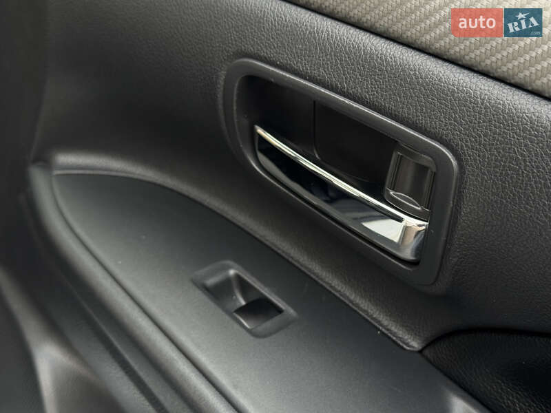 Внедорожник / Кроссовер Mitsubishi Outlander 2014 в Трускавце