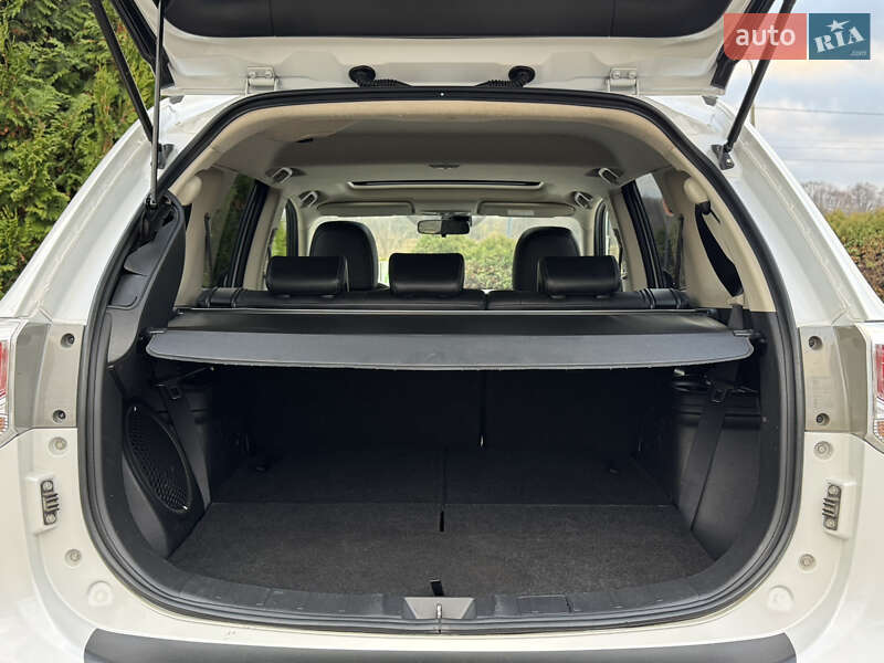 Внедорожник / Кроссовер Mitsubishi Outlander 2014 в Трускавце