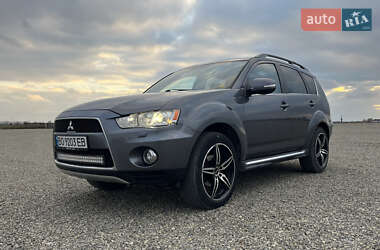 Внедорожник / Кроссовер Mitsubishi Outlander 2012 в Тернополе