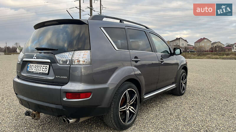Внедорожник / Кроссовер Mitsubishi Outlander 2012 в Тернополе