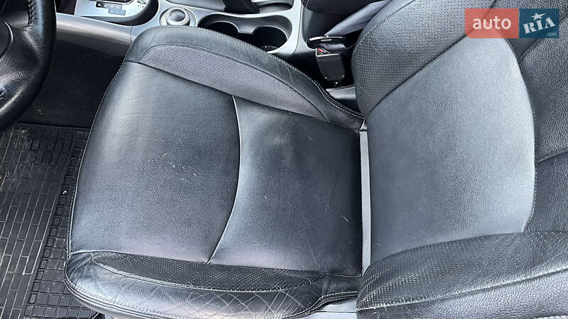 Внедорожник / Кроссовер Mitsubishi Outlander 2012 в Тернополе