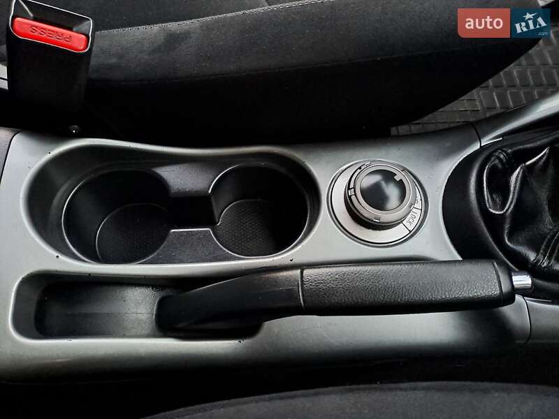 Внедорожник / Кроссовер Mitsubishi Outlander 2009 в Запорожье