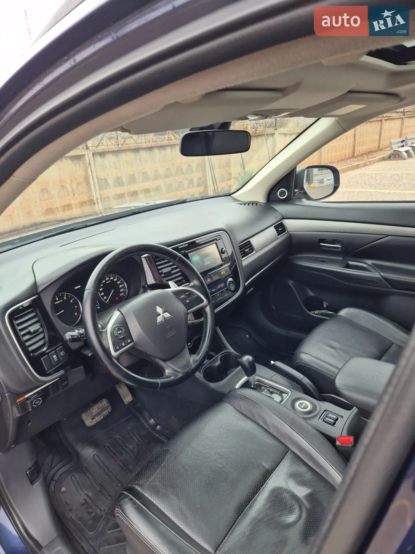 2013 Mitsubishi Outlander - мініатюра 16