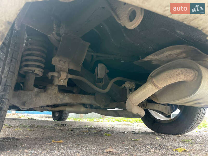 Внедорожник / Кроссовер Mitsubishi Outlander 2003 в Киеве фото 35 Внедорожник / Кроссовер Mitsubishi Outlander 2003 в Киеве