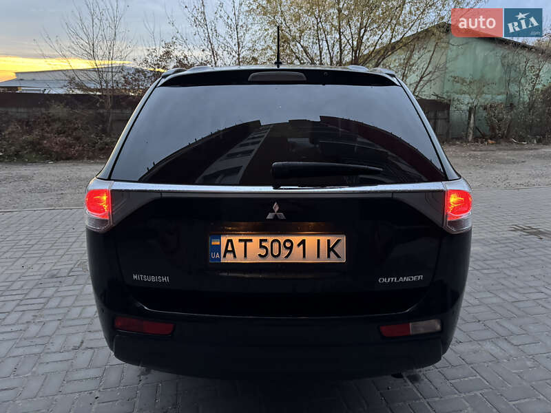 Внедорожник / Кроссовер Mitsubishi Outlander 2013 в Ивано-Франковске фото 16 Внедорожник / Кроссовер Mitsubishi Outlander 2013 в Ивано-Франковске