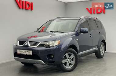 Внедорожник / Кроссовер Mitsubishi Outlander 2008 в Киеве