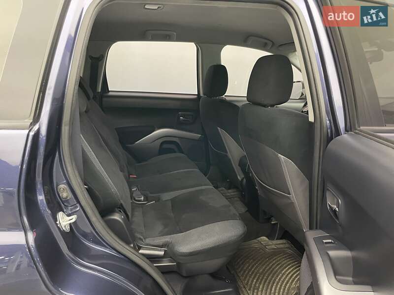 Внедорожник / Кроссовер Mitsubishi Outlander 2008 в Киеве фото 20 Внедорожник / Кроссовер Mitsubishi Outlander 2008 в Киеве