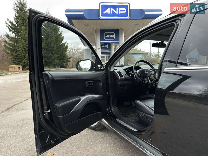 Позашляховик / Кросовер Mitsubishi Outlander 2011 в Бердичеві