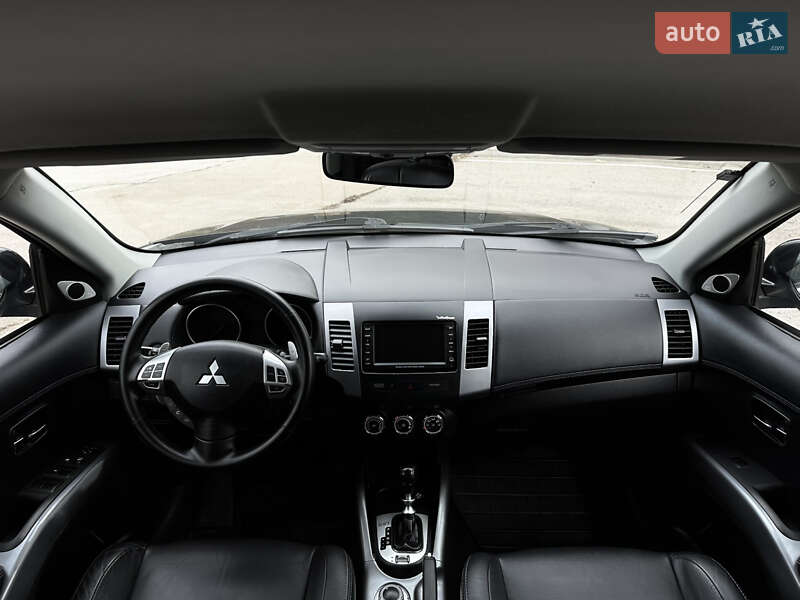 Позашляховик / Кросовер Mitsubishi Outlander 2011 в Бердичеві