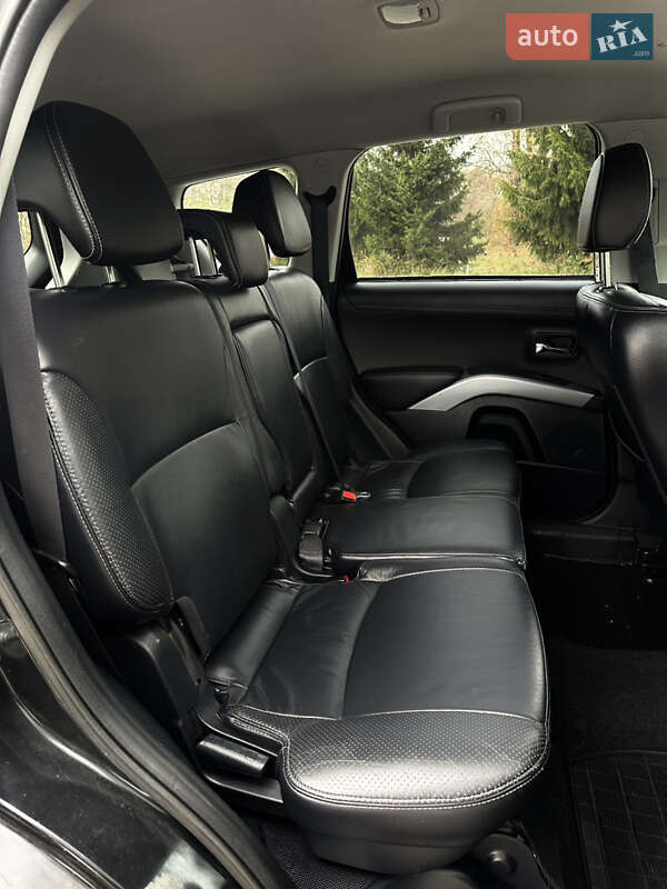 Позашляховик / Кросовер Mitsubishi Outlander 2011 в Бердичеві