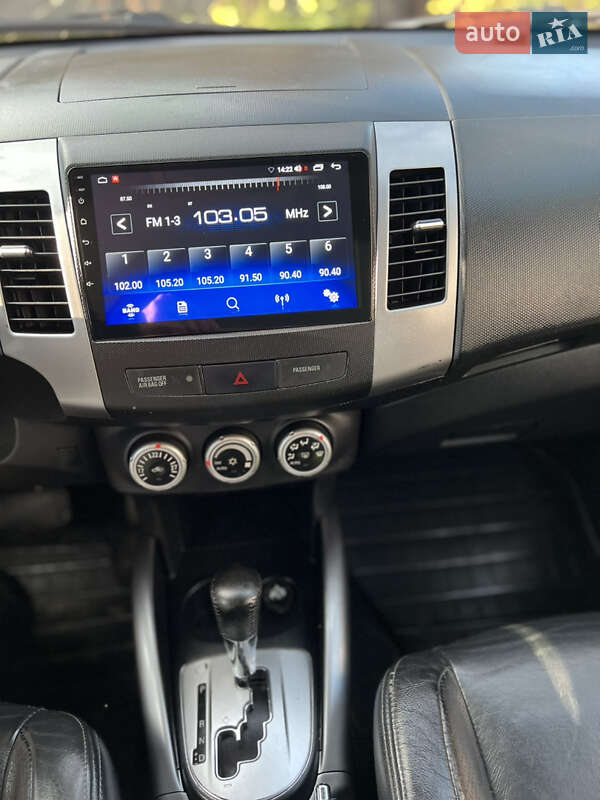 Внедорожник / Кроссовер Mitsubishi Outlander 2008 в Бердичеве фото 21 Внедорожник / Кроссовер Mitsubishi Outlander 2008 в Бердичеве