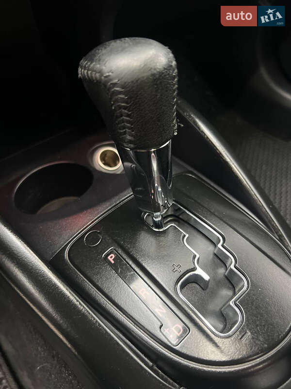 Внедорожник / Кроссовер Mitsubishi Outlander 2008 в Чернигове