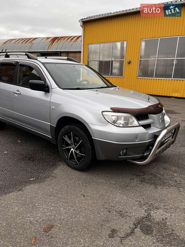 Внедорожник / Кроссовер Mitsubishi Outlander 2007 в Киеве фото 16 Внедорожник / Кроссовер Mitsubishi Outlander 2007 в Киеве