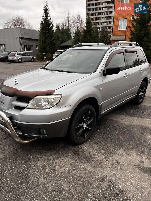 Внедорожник / Кроссовер Mitsubishi Outlander 2007 в Киеве фото 22 Внедорожник / Кроссовер Mitsubishi Outlander 2007 в Киеве
