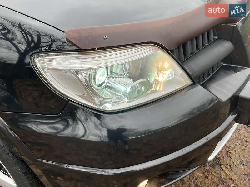 Внедорожник / Кроссовер Mitsubishi Outlander 2007 в Чугуеве фото 13 Внедорожник / Кроссовер Mitsubishi Outlander 2007 в Чугуеве