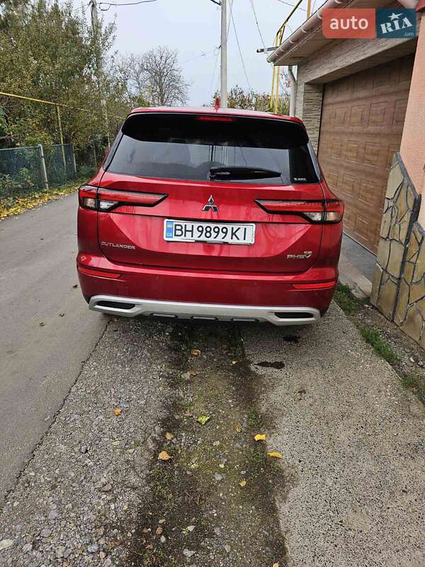 Внедорожник / Кроссовер Mitsubishi Outlander 2023 в Одессе фото 7 Внедорожник / Кроссовер Mitsubishi Outlander 2023 в Одессе