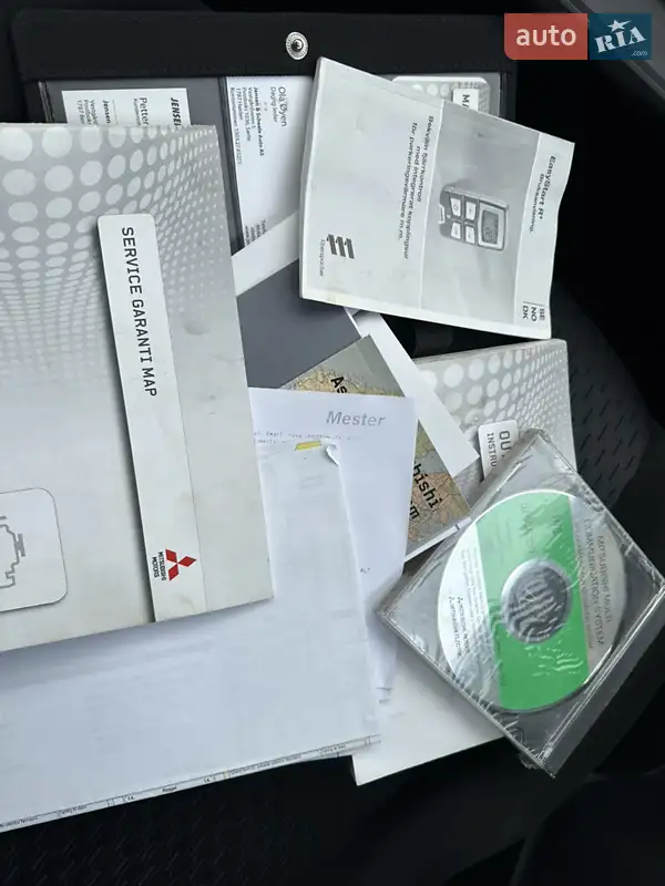 Позашляховик / Кросовер Mitsubishi Outlander 2013 в Хмельницькому документ