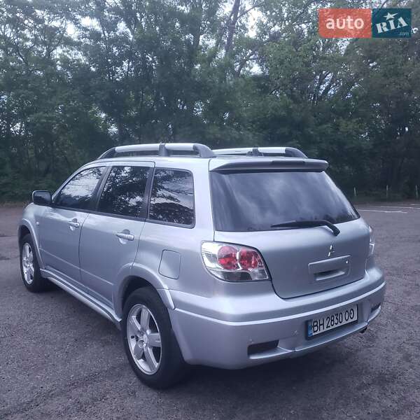 Позашляховик / Кросовер Mitsubishi Outlander 2006 в Одесі