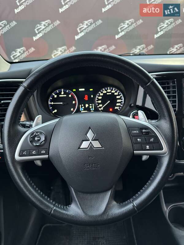 Позашляховик / Кросовер Mitsubishi Outlander 2012 в Сумах фото 28 Позашляховик / Кросовер Mitsubishi Outlander 2012 в Сумах