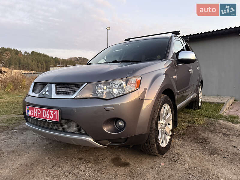 Позашляховик / Кросовер Mitsubishi Outlander 2008 в Кременці