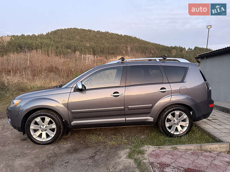 Позашляховик / Кросовер Mitsubishi Outlander 2008 в Кременці