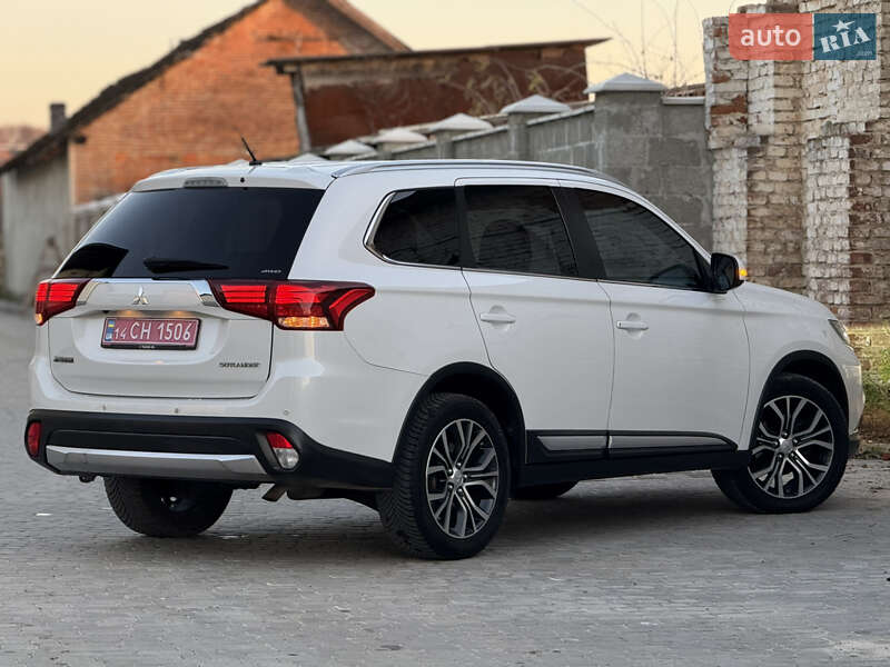 Внедорожник / Кроссовер Mitsubishi Outlander 2016 в Самборе фото 24 Внедорожник / Кроссовер Mitsubishi Outlander 2016 в Самборе