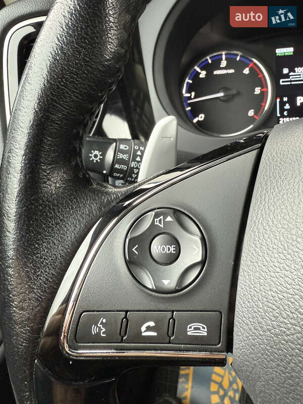 Внедорожник / Кроссовер Mitsubishi Outlander 2016 в Самборе фото 42 Внедорожник / Кроссовер Mitsubishi Outlander 2016 в Самборе