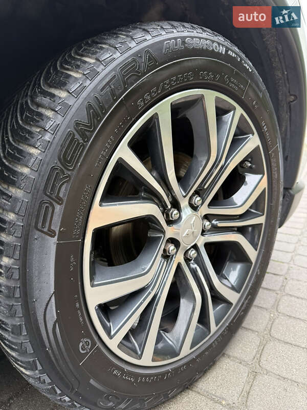 Внедорожник / Кроссовер Mitsubishi Outlander 2016 в Самборе фото 88 Внедорожник / Кроссовер Mitsubishi Outlander 2016 в Самборе