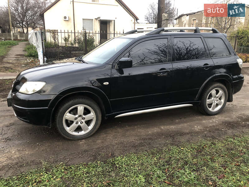 Позашляховик / Кросовер Mitsubishi Outlander 2007 в Харкові
